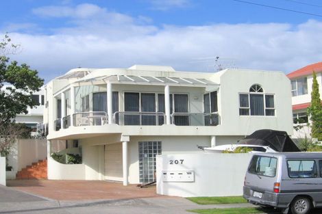 Photo of property in 4/207 Oceanbeach Road, Mount Maunganui, 3116