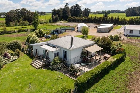 Photo of property in 50 Coulters Line, Kiwitea, Feilding, 4777