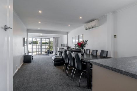 Photo of property in 486 Tremaine Avenue, Takaro, Palmerston North, 4410