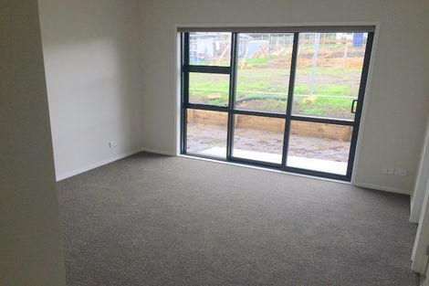 Photo of property in 3 Mill Grove, Riverhead, 0820