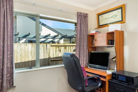 Photo of property in 6 Chatswood Place, Rototuna, Hamilton, 3210