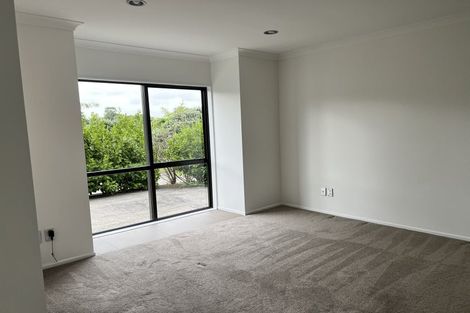 Photo of property in 11 Bangla Place, Massey, Auckland, 0614