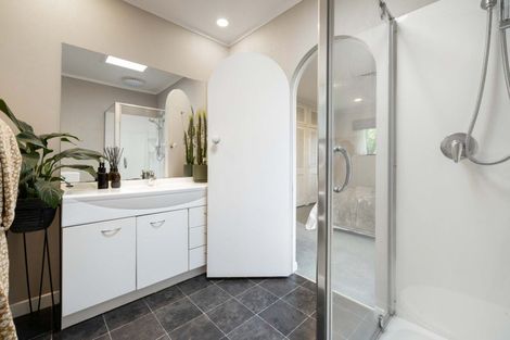 Photo of property in 61 Chedworth Avenue, Chedworth, Hamilton, 3210