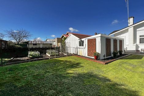 Photo of property in 21 Beresford Street, Takaro, Palmerston North, 4410