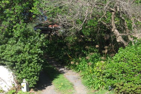 Photo of property in 18 Frances Street, Waikanae Beach, Waikanae, 5036