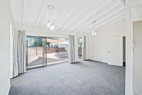 Photo of property in 33 West-watson Avenue, Hillmorton, Christchurch, 8025