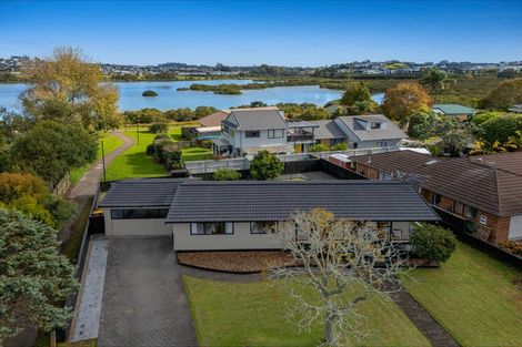 Photo of property in 57 Maygrove Drive, Orewa, 0931