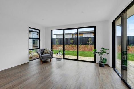 Photo of property in 11a James Drive, Bell Block, New Plymouth, 4312