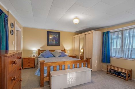 Photo of property in 32 Hutchison Crescent, Durie Hill, Whanganui, 4500