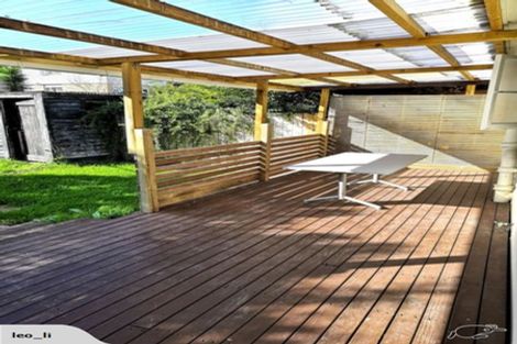 Photo of property in 245 Great North Road, Henderson, Auckland, 0612