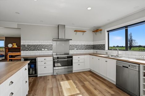 Photo of property in 1341 State Highway 2, Pongakawa, 3189