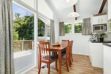 Photo of property in 10 Hallewell Crescent, Johnsonville, Wellington, 6037