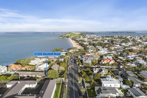 Photo of property in 1/126a Vauxhall Road, Narrow Neck, Auckland, 0624