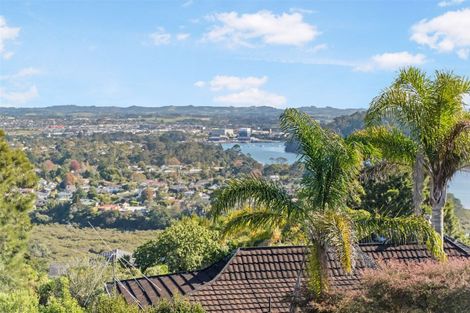 Photo of property in 3/22 Arcadia Crescent, Bayview, Auckland, 0629