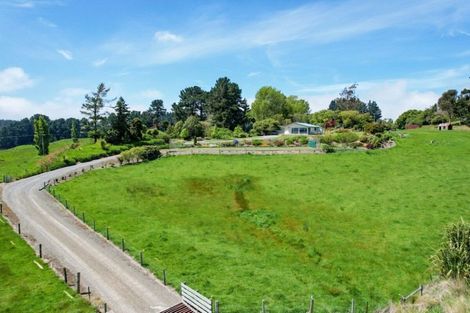 Photo of property in 722 Cathedral Road, Domett, Cheviot, 7383