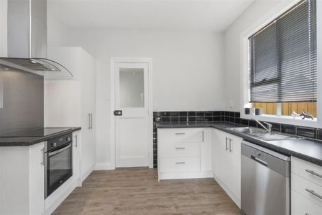 Photo of property in 156 Wainoni Road, Avondale, Christchurch, 8061