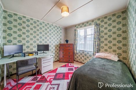 Photo of property in 33 Donnelley Drive, Wainuiomata, Lower Hutt, 5014