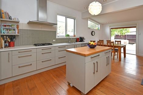 Photo of property in 38 Dryden Street, Sumner, Christchurch, 8081