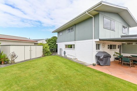 Photo of property in 1409 Warwick Place, Mayfair, Hastings, 4122