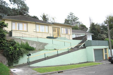 Photo of property in 28 Kopara Grove, Stokes Valley, Lower Hutt, 5019