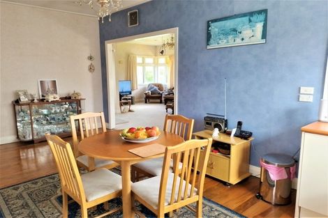 Photo of property in 11 Darlington Street, Ngatea, 3503