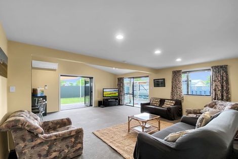 Photo of property in 27 Hunter Crescent, Twizel, 7901