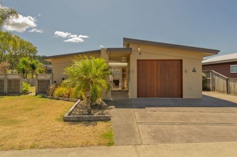Photo of property in 22 Wells Place, Whitianga, 3510