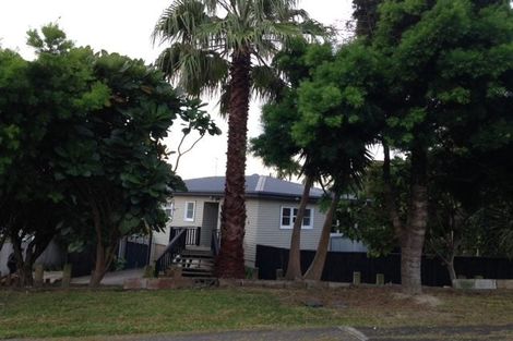 Photo of property in 11a Philson Terrace, Browns Bay, Auckland, 0630