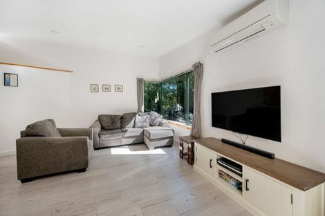 Photo of property in 3b Laing Cove, Havelock North, 4130