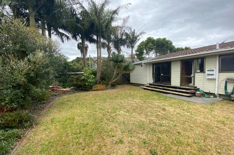 Photo of property in 87 Carnoustie Drive, Wattle Downs, Auckland, 2103