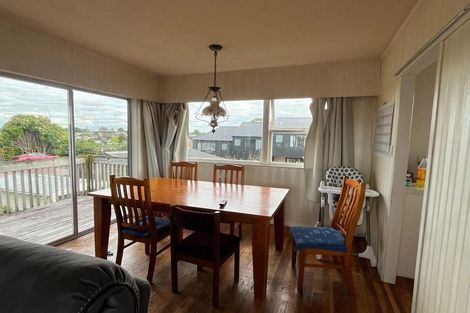 Photo of property in 8 Pooley Street, Pakuranga Heights, Auckland, 2010