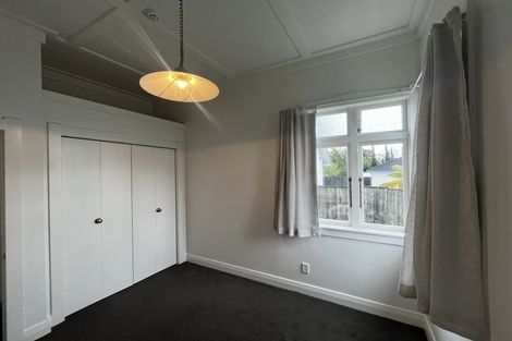 Photo of property in 11 Norwood Road, Bayswater, Auckland, 0622