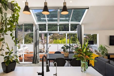 Photo of property in 12 Mackinnon Terrace, Sunshine Bay, Queenstown, 9300