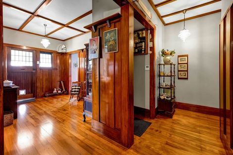 Photo of property in 11 Hill Street, Eltham, 4322