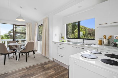 Photo of property in 1/47 West Harbour Drive, West Harbour, Auckland, 0618