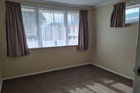 Photo of property in 15 Charles Street, Clouston Park, Upper Hutt, 5018