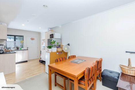 Photo of property in 21 Sapphire Place, Bayview, Auckland, 0629