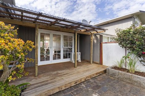 Photo of property in 68a Casuarina Road, Half Moon Bay, Auckland, 2012