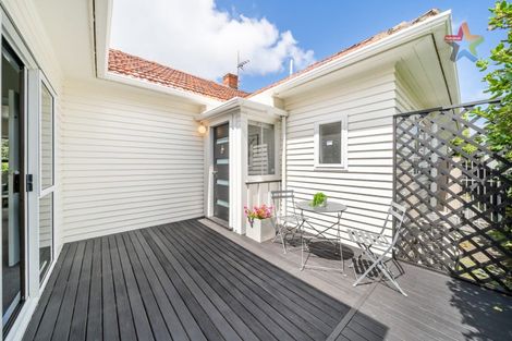 Photo of property in 61 Riverside Drive, Waiwhetu, Lower Hutt, 5010