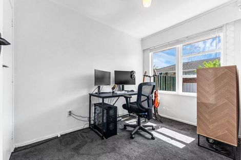 Photo of property in 1/14 Stanniland Street, Sunnyhills, Auckland, 2010