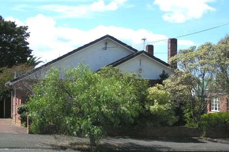 Photo of property in 4 Bartley Street, Northcote Point, Auckland, 0627