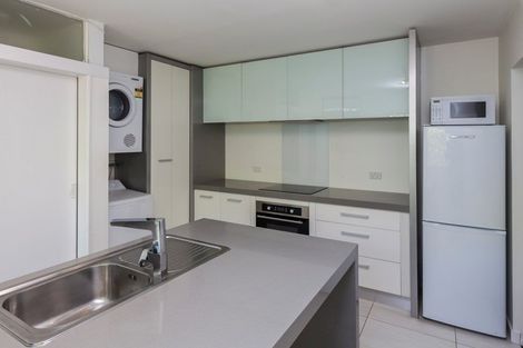 Photo of property in 94b Aikmans Road, Merivale, Christchurch, 8014