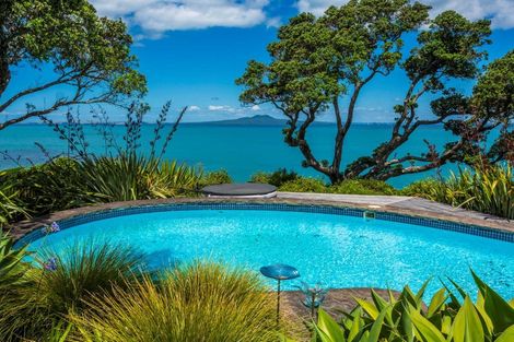 Photo of property in 62 Sharon Road, Waiake, Auckland, 0630