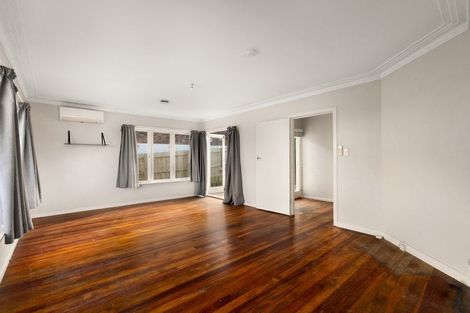Photo of property in 31 Prangley Avenue, Mangere, Auckland, 2022