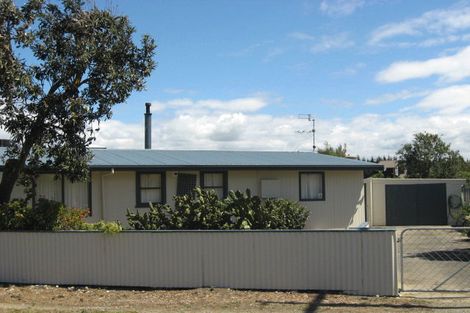 Photo of property in 23 Holton Road, Amberley, 7481