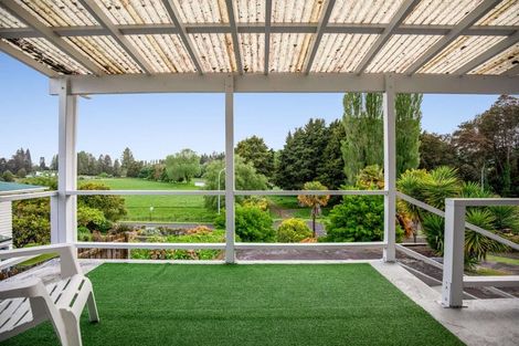 Photo of property in 140 Golf Road, Taumarunui, 3920