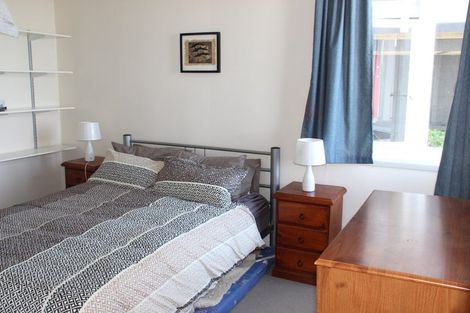 Photo of property in 156 The Esplanade, Houghton Bay, Wellington, 6023