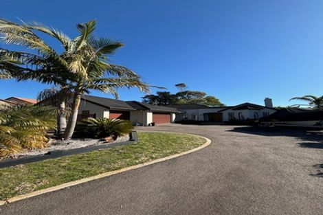 Photo of property in 72 Sovereign Drive, Papamoa Beach, Papamoa, 3118