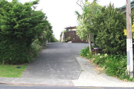Photo of property in 2/117 Deep Creek Road, Torbay, Auckland, 0630