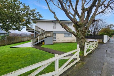 Photo of property in 2/195 Waterloo Road, Hutt Central, Lower Hutt, 5010